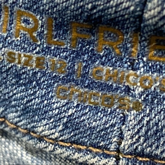 CHICO’S So Slimming Girlfriend Crop Jean  Women’s Sz. 12 Black Embroidered Seams - Picture 10 of 11